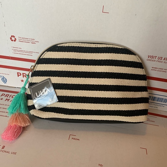 Ulta Makeup Bag - Picture 1 of 7